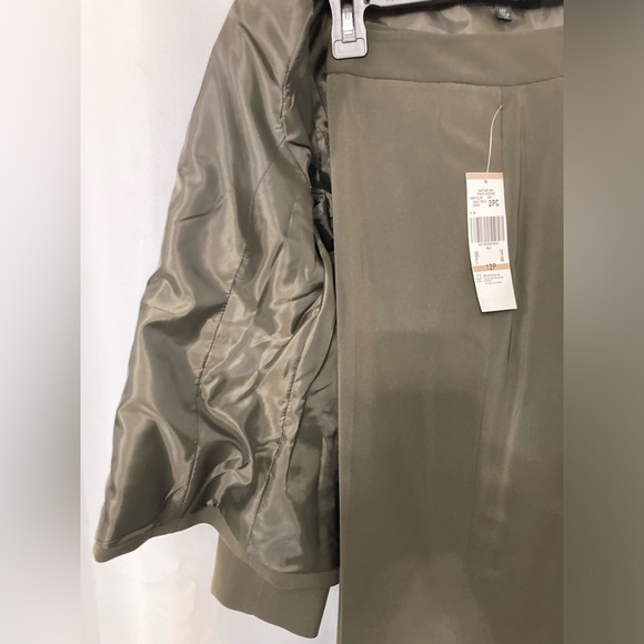 Women's KASPER 2PC Olive Pants Suit 12P NWT - Picture 3 of 13
